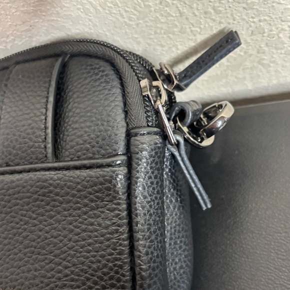 Lug Coupe Crossbody Black vegan leather Quilted Bag - Picture 6 of 8